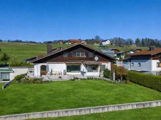 Großzügiges Haus mit Entwicklungspotenzial, Hallenbad, Wellness und Bergblick, 1600000 €, Immobilien-Häuser in 5301 Eugendorf