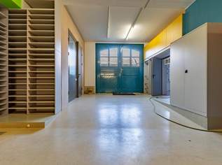 Vielseitig nutzbare Immobilie, die Wohnen und Arbeiten perfekt verbindet!, 499000 €, Immobilien-Häuser in 2013 Großstelzendorf