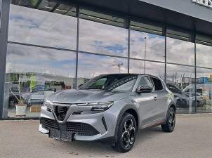 Junior Ibrida Speciale 1.2 MHEV e-DCT6, 24900 €, Auto & Fahrrad-Autos in 4240 Freistadt Junior Ibrida Speciale 1.2 MHEV e-DCT6, 24900 €, Auto & Fahrrad-Autos in 4240 Freistadt