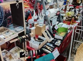 FRÜHLINGSGEFÜHLE !!, 3 €, Marktplatz-Sammlungen & Haushaltsauflösungen in 1200 Brigittenau