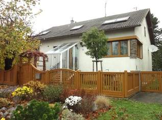 Großzügiges Einfamilienhaus mit großem Grundstück, 395000 €, Immobilien-Häuser in 2454 Sarasdorf Großzügiges Einfamilienhaus mit großem Grundstück, 395000 €, Immobilien-Häuser in 2454 Sarasdorf