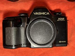 Yashica 108 Multi Programm + Zoom + Blitz