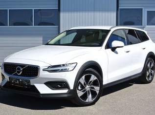 V60 2.0 B4 MHEV Geartronic 8g, AWD * LEDER * LED *, 28900 €, Auto & Fahrrad-Autos in 4693 Desselbrunn V60 2.0 B4 MHEV Geartronic 8g, AWD * LEDER * LED *, 28900 €, Auto & Fahrrad-Autos in 4693 Desselbrunn