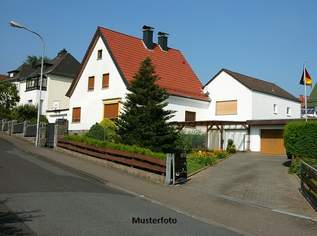 Einfamilienhaus mit Land- und Forstwirtschaftsfläche, 122365 €, Immobilien-Häuser in 6571 Gemeinde Strengen