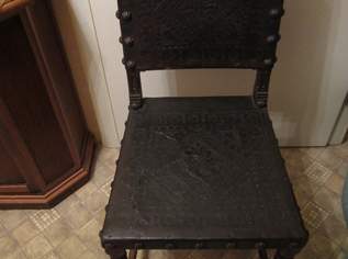 Antiker Holzsessel Leder/ Nieten - siehe Bilder, 25 €, Haus, Bau, Garten-Möbel & Sanitär in 1120 Meidling Antiker Holzsessel Leder/ Nieten - siehe Bilder, 25 €, Haus, Bau, Garten-Möbel & Sanitär in 1120 Meidling