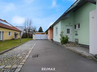 137 m² WOHN-NUTZFLÄCHE + 55 m² KELLER – BEGEHRTE LAGE – SOFORT VERFÜGBAR! Reihenhaus mit Garten, Terrasse, Balkon und Garage in zentraler Lage!, 389000 €, Immobilien-Häuser in 4400 Steyr 137 m² WOHN-NUTZFLÄCHE + 55 m² KELLER – BEGEHRTE LAGE – SOFORT VERFÜGBAR! Reihenhaus mit Garten, Terrasse, Balkon und Garage in zentraler Lage!, 389000 €, Immobilien-Häuser in 4400 Steyr