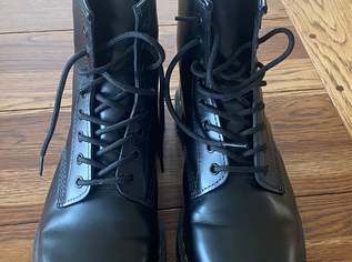 Schnäppchen für Modefreaks, 115 €, Kleidung & Schmuck-Herrenkleidung in 6850 Stadt Dornbirn