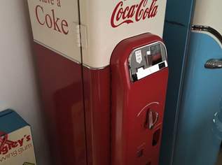 Coca Cola Automat W64 Wurlitzer , 1950‘er Vendo 44 Nachbau, 6800 €, Marktplatz-Antiquitäten, Sammlerobjekte & Kunst in 2130 Gemeinde Mistelbach