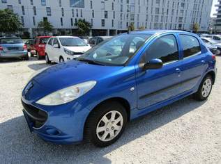 206 Trendy, 3900 €, Auto & Fahrrad-Autos in 4020 Bulgariplatz