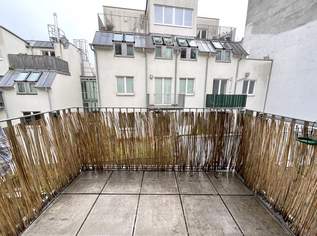 Wohnidylle im 18. Bezirk: Ruhige 2-Zimmer-Wohnung mit Balkon in den Innenhof!, 982.08 €, Immobilien-Wohnungen in 1180 Währing Wohnidylle im 18. Bezirk: Ruhige 2-Zimmer-Wohnung mit Balkon in den Innenhof!, 982.08 €, Immobilien-Wohnungen in 1180 Währing