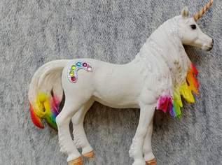 Fa Schleich Regenbogen Einhorn, FIXPREIS 4.50€ /NUR SELBSTABHOLUNG,23 Bez. KEIN Versand!!!!!!! , 4.5 €, Kindersachen-Spielzeug in 1230 Liesing Fa Schleich Regenbogen Einhorn, FIXPREIS 4.50€ /NUR SELBSTABHOLUNG,23 Bez. KEIN Versand!!!!!!! , 4.5 €, Kindersachen-Spielzeug in 1230 Liesing