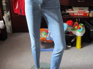 Damen Jeans, 20 €, Kleidung & Schmuck-Damenkleidung in 6655 Gemeinde Kaisers Damen Jeans, 20 €, Kleidung & Schmuck-Damenkleidung in 6655 Gemeinde Kaisers