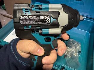 Makita Schlagschrauber DTW700 18V, 185 €, Haus, Bau, Garten-Hausbau & Werkzeug in 4407 Dietach Makita Schlagschrauber DTW700 18V, 185 €, Haus, Bau, Garten-Hausbau & Werkzeug in 4407 Dietach