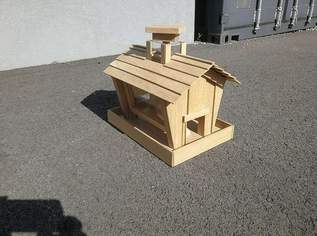 Vogelfutterhaus mit Plexiglas, 35 €, Marktplatz-Tiere & Tierbedarf in 2232 Gemeinde Deutsch-Wagram Vogelfutterhaus mit Plexiglas, 35 €, Marktplatz-Tiere & Tierbedarf in 2232 Gemeinde Deutsch-Wagram