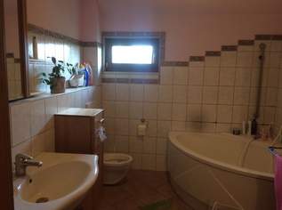 Frauen WG Nähe U1 Leopoldau, 380 €, Immobilien-Kleinobjekte & WGs in 1210 Floridsdorf