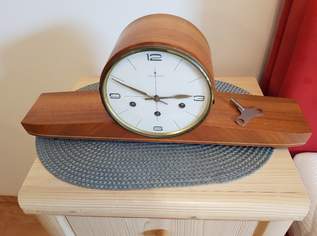 Junghans Kaminuhr, 150 €, Marktplatz-Antiquitäten, Sammlerobjekte & Kunst in 2232 Gemeinde Deutsch-Wagram Junghans Kaminuhr, 150 €, Marktplatz-Antiquitäten, Sammlerobjekte & Kunst in 2232 Gemeinde Deutsch-Wagram