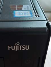 mini PC mit DVD Brenner von FUJITSU (Modell Q556/2)