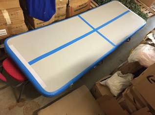 Air Track aufblasbare Gymnastikmatte zu verkaufen, 89 €, Marktplatz-Sportgeräte & Zubehör in Deutschland Air Track aufblasbare Gymnastikmatte zu verkaufen, 89 €, Marktplatz-Sportgeräte & Zubehör in Deutschland