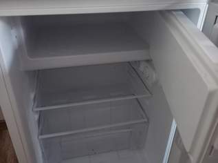 Kühlschrank mit Gefrierfach 