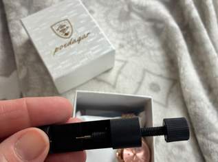 Handuhr der Marke Poedagar