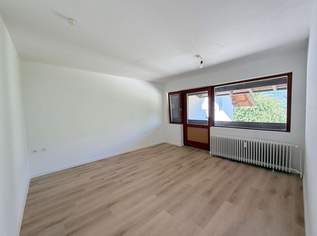 Helle Dachgeschosswohnung mit Balkon in Niederöblarn, 551 €, Immobilien-Wohnungen in 8960 Niederöblarn