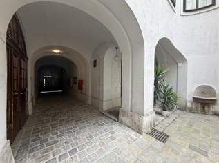 Wohnen an einem Stück Wiener Geschichte // Living in a Piece of Vienna’s History //, 2185.47 €, Immobilien-Wohnungen in 1010 Innere Stadt Wohnen an einem Stück Wiener Geschichte // Living in a Piece of Vienna’s History //, 2185.47 €, Immobilien-Wohnungen in 1010 Innere Stadt