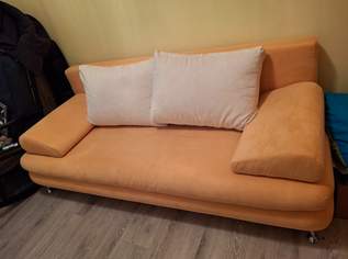 Zweisitzercouch mit Bettfunktion (140x200) und Stauraum , 50 €, Haus, Bau, Garten-Möbel & Sanitär in 3362 Amstetten