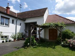 2 Häuser, idyllischer Garten mit Quelle, Brunnen, schöner Innenhof und Garage!, 240000 €, Immobilien-Häuser in 7411 Buchschachen