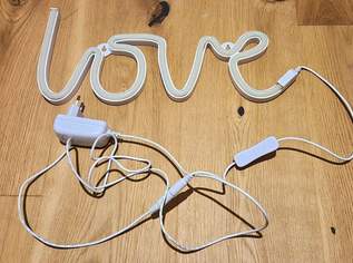 "Love" Dekoleuchte, 10 €, Haus, Bau, Garten-Haushaltsgeräte in 1100 Favoriten