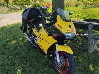 Suzuki GSX 1100 F