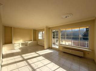 Eine helle, renovierungsbedürftige 3-Zimmer Dachgeschosswohnung & PP // A bright, 3-room attic apartment in need of renovation & parking //, 349900 €, Immobilien-Wohnungen in 3400 Gemeinde Klosterneuburg Eine helle, renovierungsbedürftige 3-Zimmer Dachgeschosswohnung & PP // A bright, 3-room attic apartment in need of renovation & parking //, 349900 €, Immobilien-Wohnungen in 3400 Gemeinde Klosterneuburg