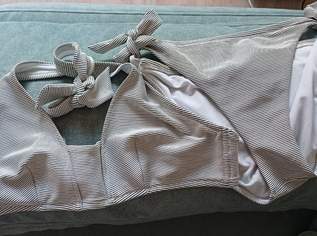 Schöner, silbrig schimmernder neuwertiger Palmers~Bikini !