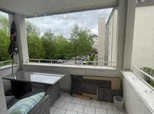 Gut geschnittene 3-Zimmer Wohnung in Linz/Bindermichl - große Loggia (7m²) - grüne Ruhelage, nah am Zentrum mit optimaler Verkehrsanbindung! WOHNUNG WIRD NOCH SANIERT!, 860.7 €, Immobilien-Wohnungen in Oberösterreich