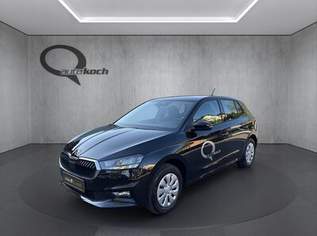 Fabia Essence ''SITZHEIZ SMARTLINK TEMPOMAT'', 16590 €, Auto & Fahrrad-Autos in 6800 Gisingen Fabia Essence ''SITZHEIZ SMARTLINK TEMPOMAT'', 16590 €, Auto & Fahrrad-Autos in 6800 Gisingen