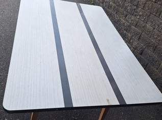 Tisch zu verschenken, 0 €, Haus, Bau, Garten-Möbel & Sanitär in 6850 Hatlerdorf