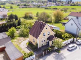 Kleines Haus mit großem Grundstück in familienfreundlicher Lage von Gföhl, 270000 €, Immobilien-Häuser in 3542 Gemeinde Gföhl