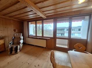Charmante 3- Zimmer Wohnung mit Loggia und Blick ins Grüne, 1090 €, Immobilien-Wohnungen in 2540 Bad Vöslau