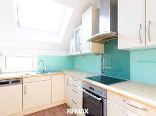 Dachgeschoßwohnung mit Balkon, 1286.36 €, Immobilien-Wohnungen in 8020 