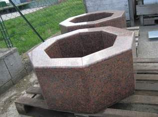 Gartenbrunnen  aus  Granit  für Aussen und Innen.€ 500.--