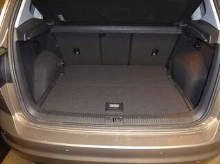 Ladeboden für Golf Sportsvan, 180 €, Auto & Fahrrad-Teile & Zubehör in 1160 Ottakring