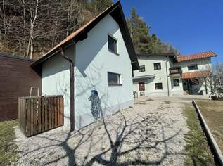 Traumhaftes Einfamilienhaus in Grimmenstein – vollrenoviert, Balkon, Garage & extra Werkstatt!, 339000 €, Immobilien-Häuser in 2840 Grimmenstein