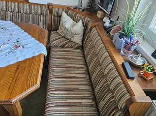 Essgarnitur, Eckbank, Tisch, Sessel, Hocker und Regal Essgarnitur, Eckbank, Tisch, Sessel, Hocker und Regal