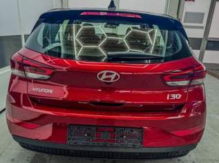 i30 STYLE NAVI LED RFK PDC 1.5 MPI 70,6kW96PS..., 24061 €, Auto & Fahrrad-Autos in 6844 Gemeinde Altach