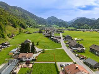 Sonniges Grundstück in begehrter Lage von Bezau, 0 €, Immobilien-Grund und Boden in 6870 Bezau