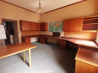 1 Zimmer Wohnung, ehemals Büro, zum renovieren/sanieren. Werkstatt im Hoftrakt + Souterrain separat oder zusammen zu erwerben., 117000 €, Immobilien-Wohnungen in 1100 Favoriten