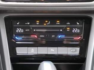 Touran 1.5 TSI DSG Edition 7-Sitze Navi Kamer..., 41900 €, Auto & Fahrrad-Autos in 6844 Gemeinde Altach