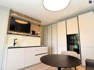 NEBEN DEM LKH UND TOP-EINGERICHTET! KOFFER AUSPACKEN UND EINZIEHEN! ERSTBEZUG NACH SANIERUNG! PARKPLATZ NEBEN LKH! Luxuriöses Interieur von SPÄTAUF Möbel, Design & Handwerk!, 979 €, Immobilien-Wohnungen in 8010 