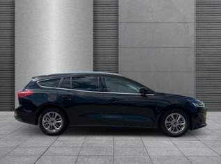 Focus Turnier Titanium X+Winterpaket+LED+RFK ..., 22998 €, Auto & Fahrrad-Autos in 6844 Gemeinde Altach