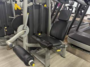 Studioauflösung: Technogym Komplett-Set (2019) – Top Zustand, 56280 €, Marktplatz-Sportgeräte & Zubehör in 1010 Innere Stadt