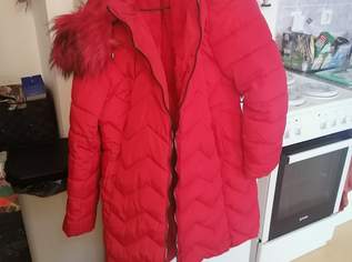 Winterjacke , 35 €, Kleidung & Schmuck-Damenkleidung in 1210 Floridsdorf Winterjacke , 35 €, Kleidung & Schmuck-Damenkleidung in 1210 Floridsdorf